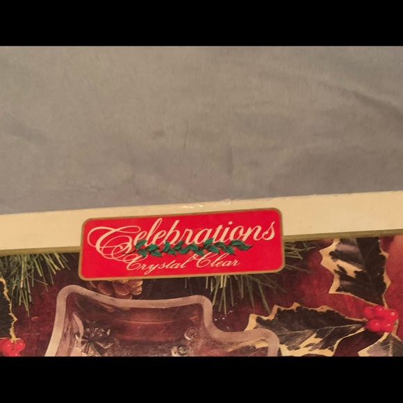 Celebrations Crystal Clear 7 1/2" Christmas Tree Glass Plate - Picture 3 of 12